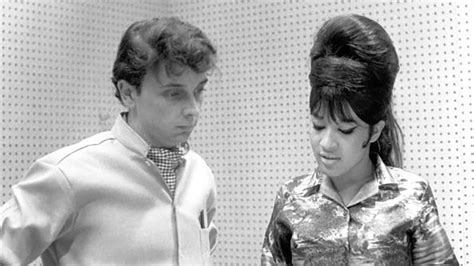 Ronnie Spector Remembers Phil Spector .